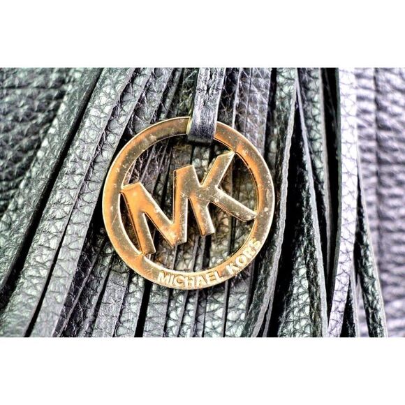 LARGE Michael Kors BLACK GENUINE LEATHER TASSEL SHOULDER BAG TOTE HANDBAG PURSE - Picture 2 of 15